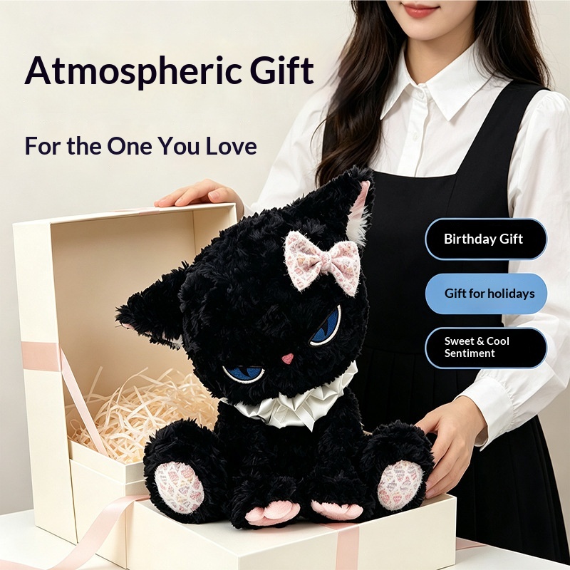 دمية قطة سوداء محشوة، ذات عيون - مراجعة Cat Toys وسعره